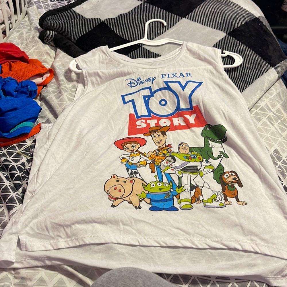 toy story sleep top